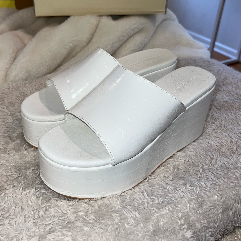 Princess House White Platform Slide Sandals